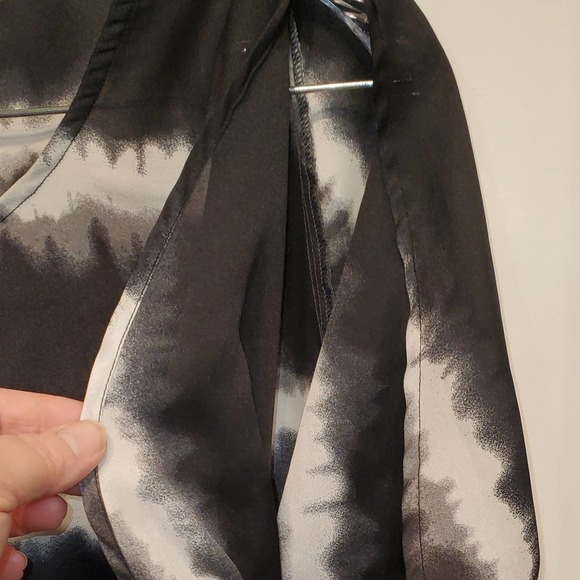 CONVERSE One Star Polyester Flowy Short Sleeve Shirt Size Small - Picture 6 of 9